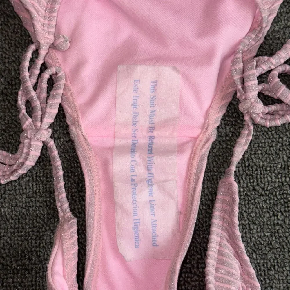 Xhilaration cheeky pink